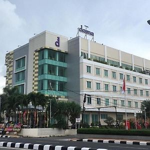 Daima Hotel Padang